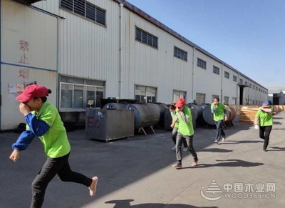 筑牢安全防線 明源木業(yè)全員消防應(yīng)急演練培訓(xùn)活動圓滿落幕